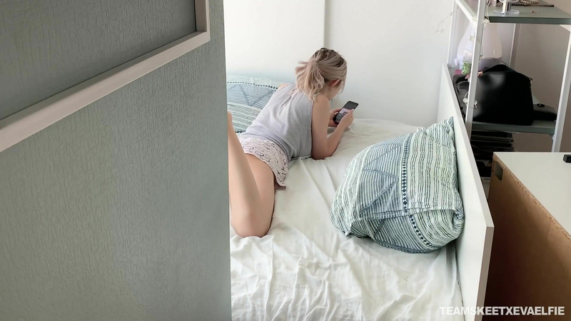 Pesky Stepbro Makes Stepsis Eva Elfie Suck His Cock